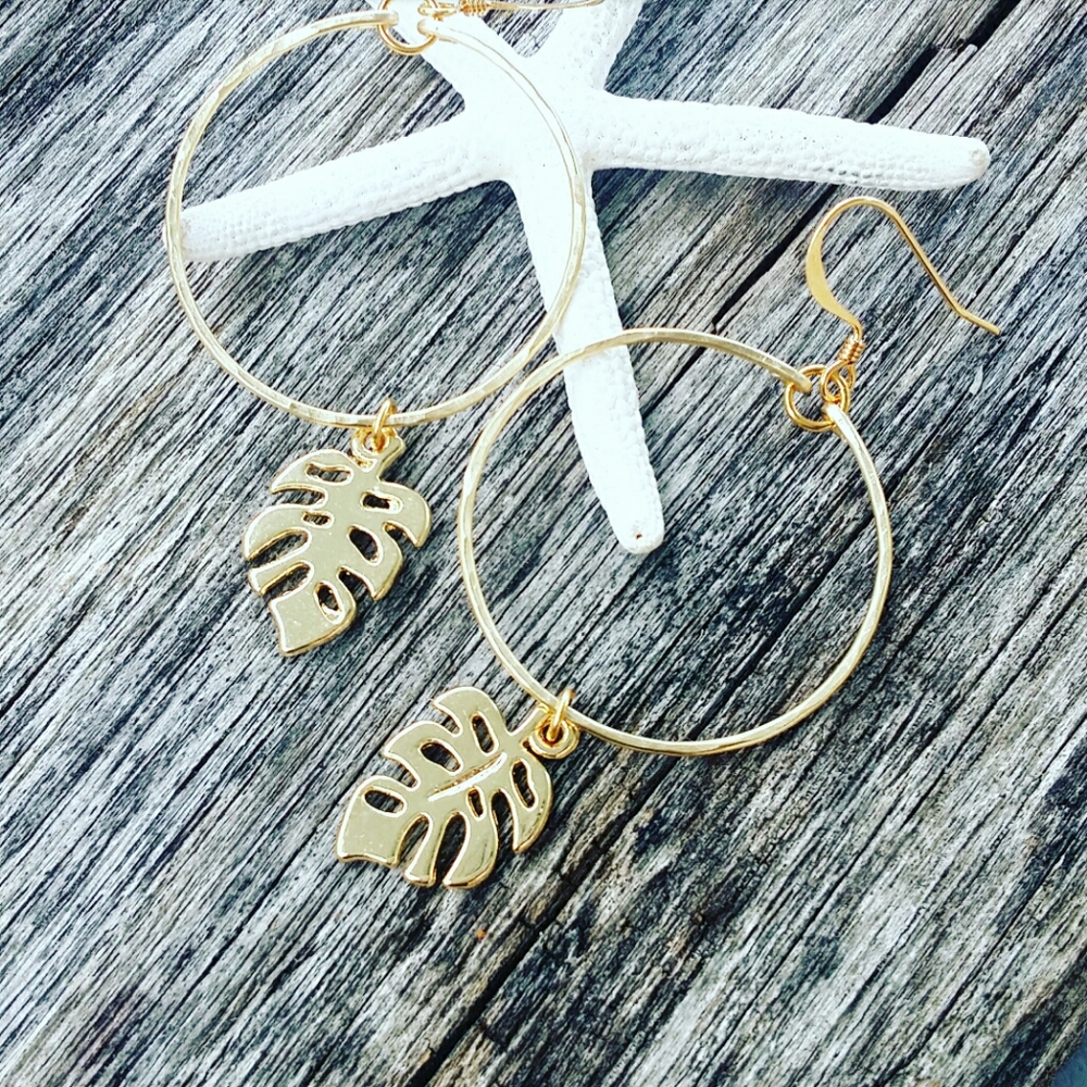 GP Monstera leaf earrings
